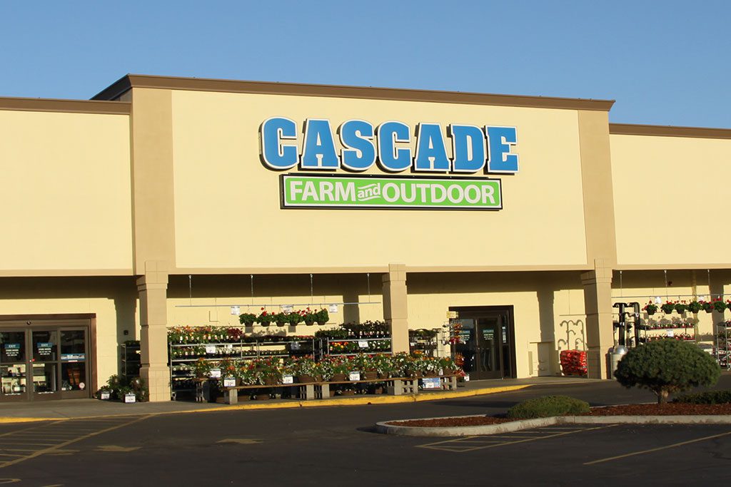 Cascade Farm and Outdoor retail store